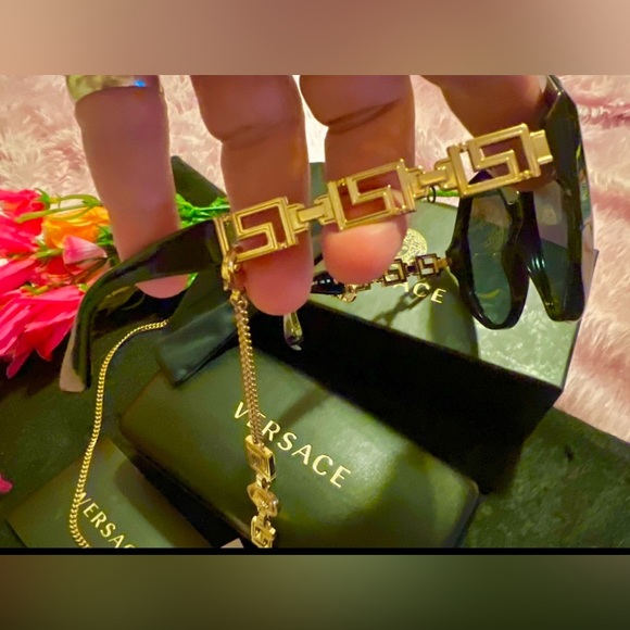 VERSACE LUXXOTICA BLACK OCTAGON FRAMES WGOLD LATTICE DETAIL & GOLDEN CHAIN INCL - Picture 3 of 8